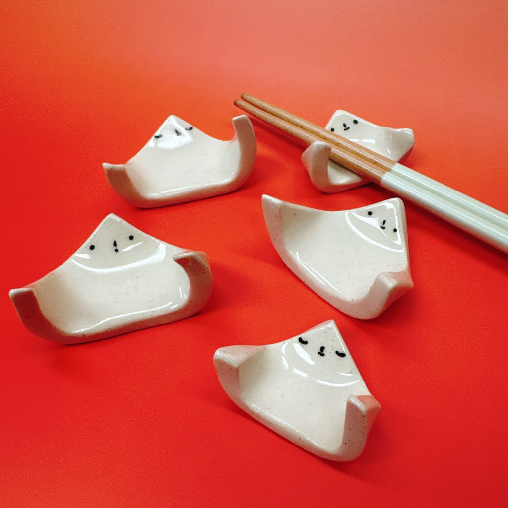 Smiley Chopstick Rest by KLAYLA