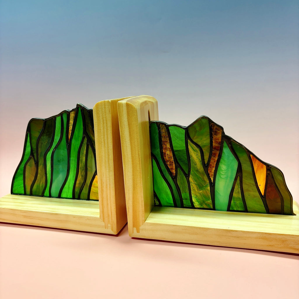 Koʻolau Range Bookends by SYUKI STUDIO