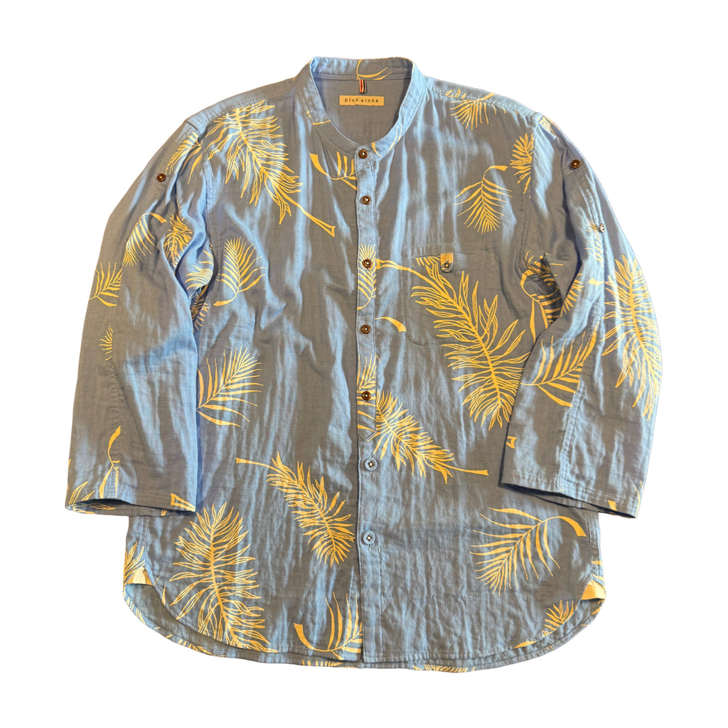 Band collar bracelet sleeve shirt / Palm leaf print Double gauze