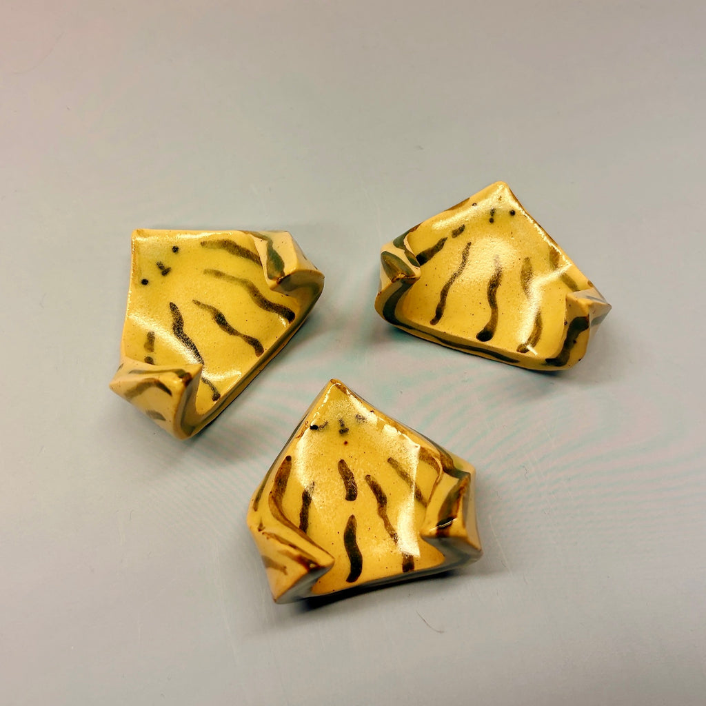 Mauna Chopstick Rests by KLAYLA